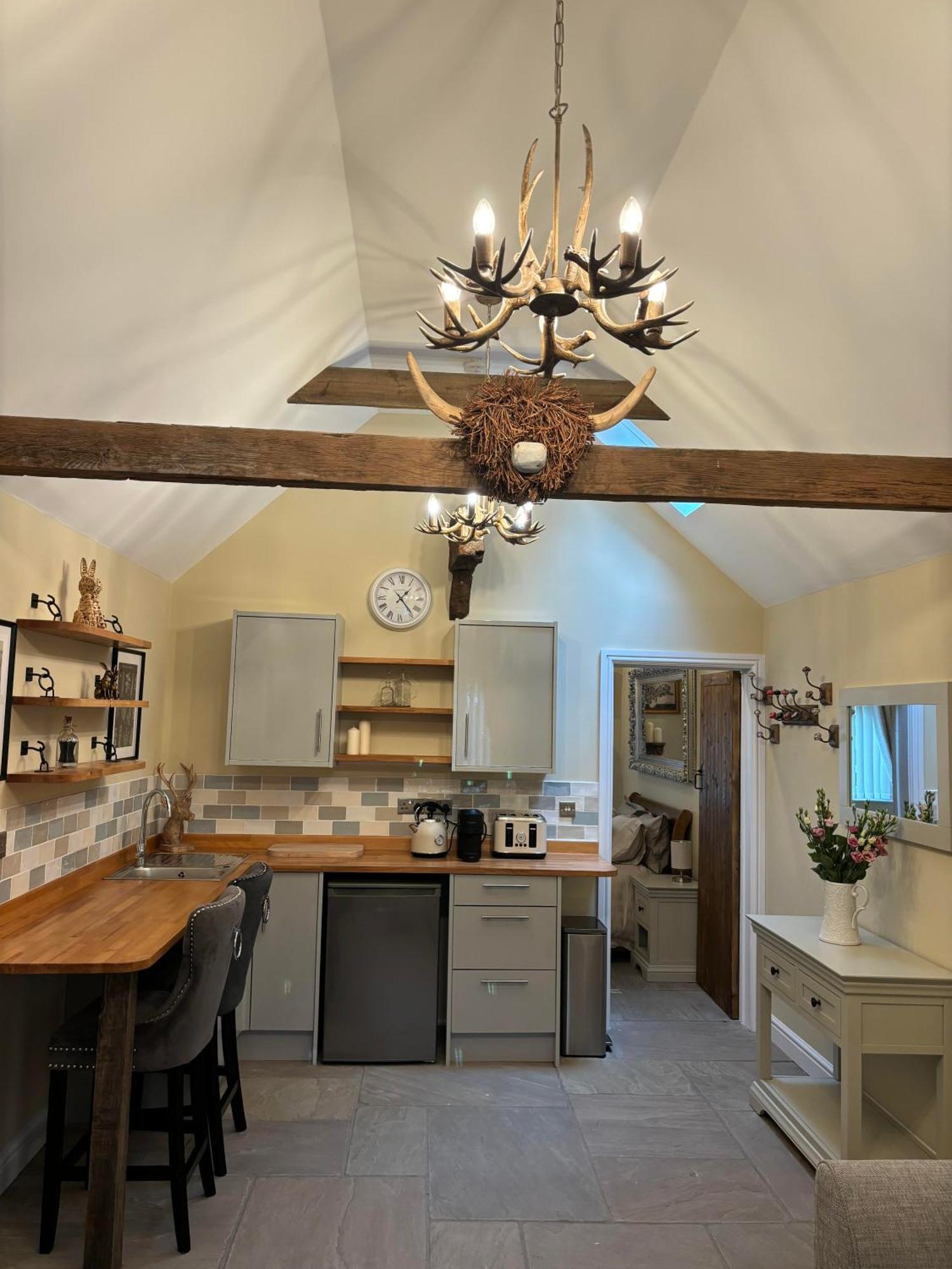 Mulberry House Farm Mulberry Lodge Чипенъм Екстериор снимка